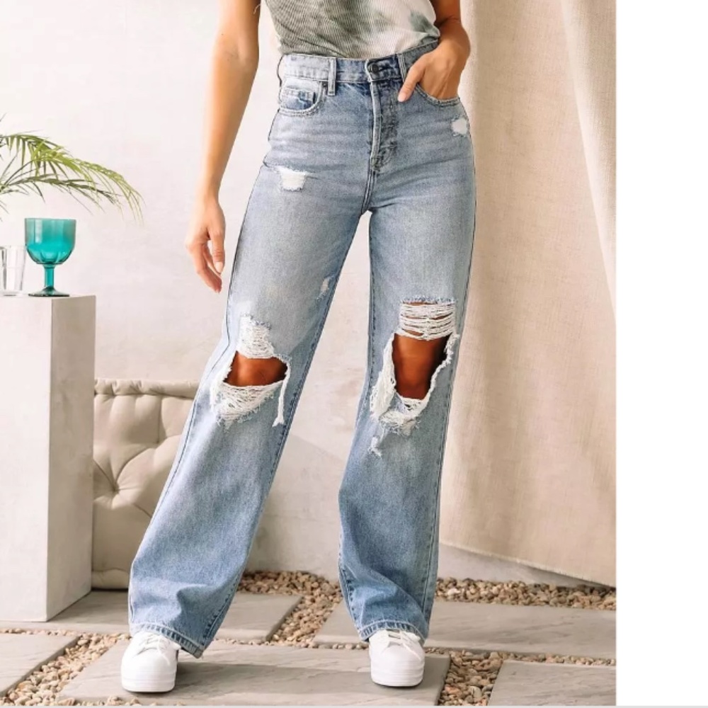 High rise baggy light ripped jean